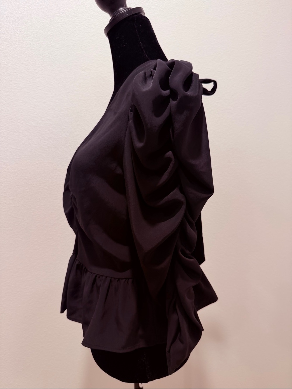 Topshop Black V-Neck Peplum Puff Sleeve Blouse - Picture 8 of 13